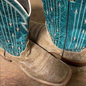 Women’s Justin bent rail square toe 8 1/2 B